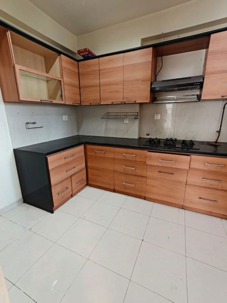 Kitchen, hiranandani-estate-spring-hill 3 Bedroom 1150 Sq.Ft. Apartment In Ghodbunder Road Thane 10455880