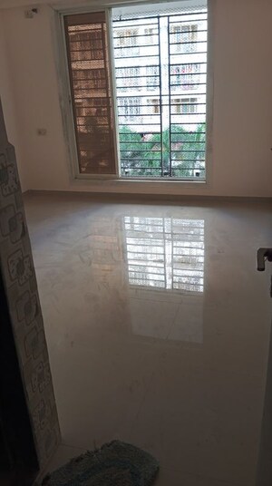Room in 3 BHK Apartment at SR Thakur Residency, Ulwe – for Sale
