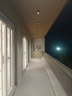 Balcony in 6+ BHK Independent House at Sector 45 – for Rent