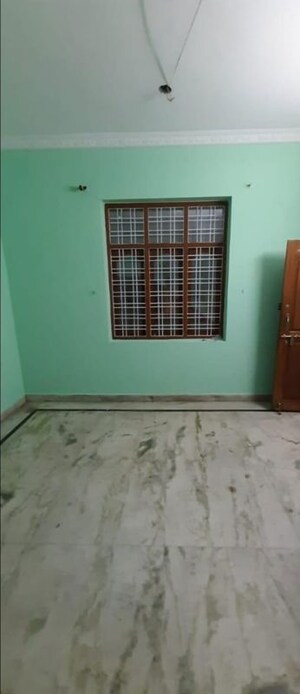 Room in 3 BHK Villa at Yapral – for Rent