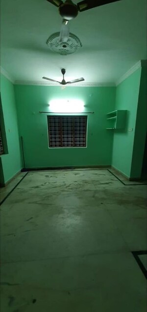Room in 3 BHK Villa at Yapral – for Rent