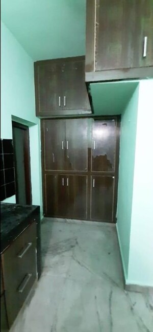 Room in 3 BHK Villa at Yapral – for Rent