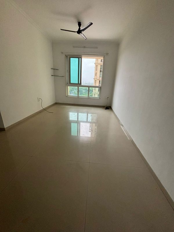 2 BHK 739 Sq.Ft. Apartment in Sheth Avante