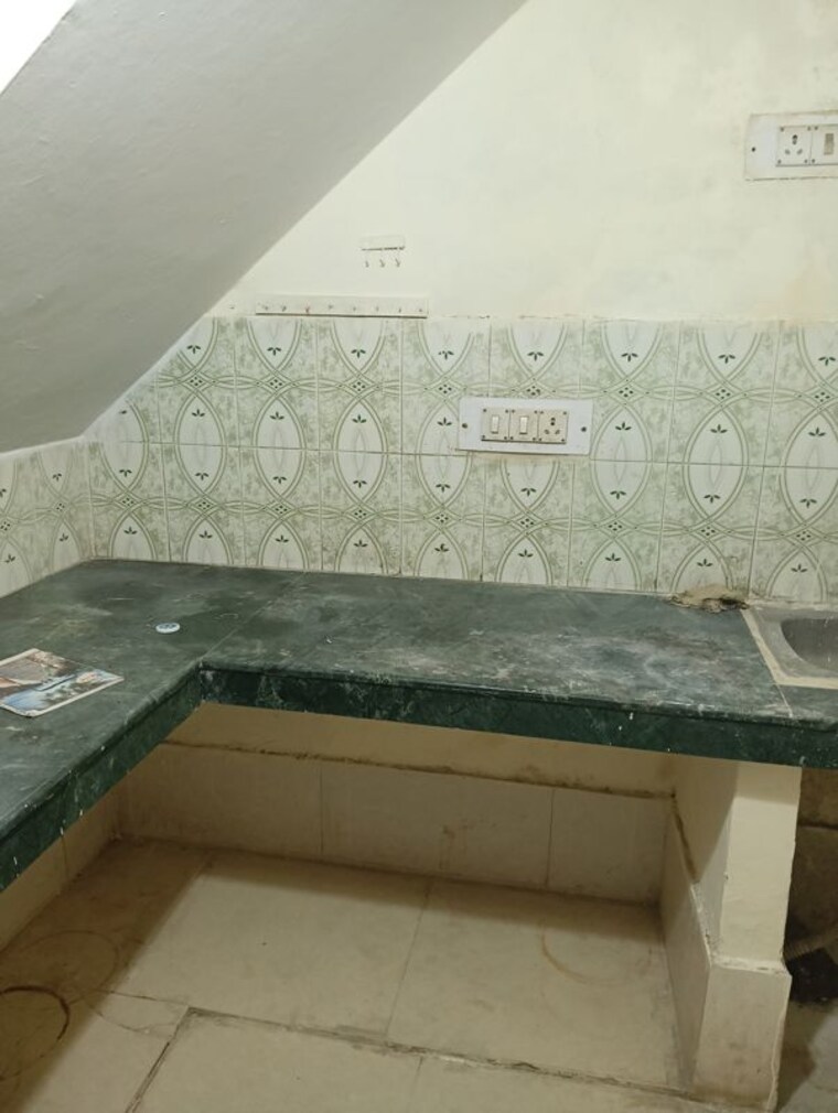 Kitchen, kalkaji 1 RK 350 Sq.Ft. Builder Floor In Kalkaji Delhi 10450058