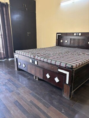 Bedroom in 3.5 BHK Apartment at Antriksh Golf View, Sector 78 – for Rent