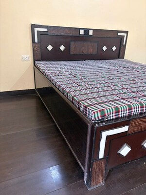 Bedroom in 3.5 BHK Apartment at Antriksh Golf View, Sector 78 – for Rent