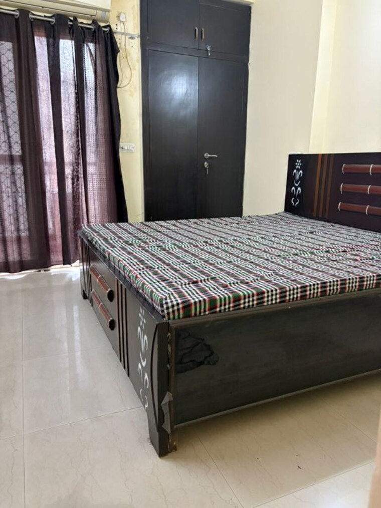 Bedroom, antriksh-golf-view 3.5 Bedroom 1680 Sq.Ft. Apartment In Sector 78 Noida 10455893