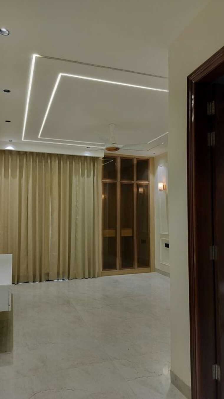 undefined, skc-elite-homes 4 Bedroom 2700 Sq.Ft. Builder Floor In Dlf Phase ii Gurgaon 10455891