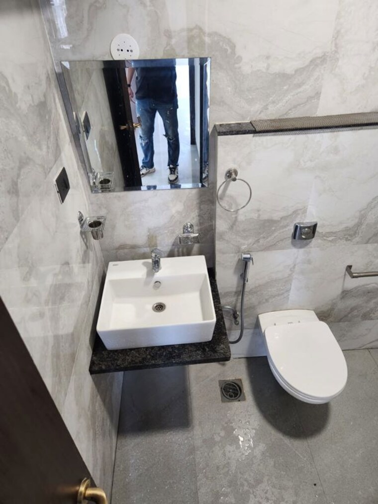 Bathroom, paradigm-el-signora 2 Bedroom 698 Sq.Ft. Apartment In Jogeshwari West Mumbai 10455928