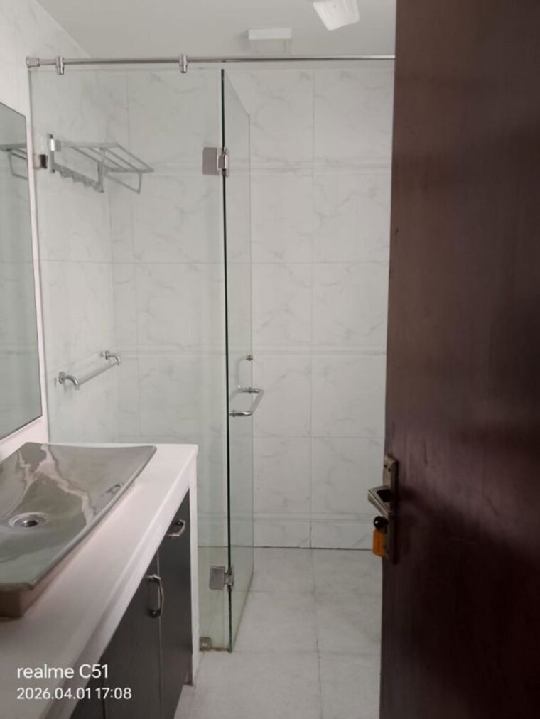 Bathroom, defence colony 3 Bedroom 2925 Sq.Ft. Builder Floor In Defence Colony Delhi 10455951