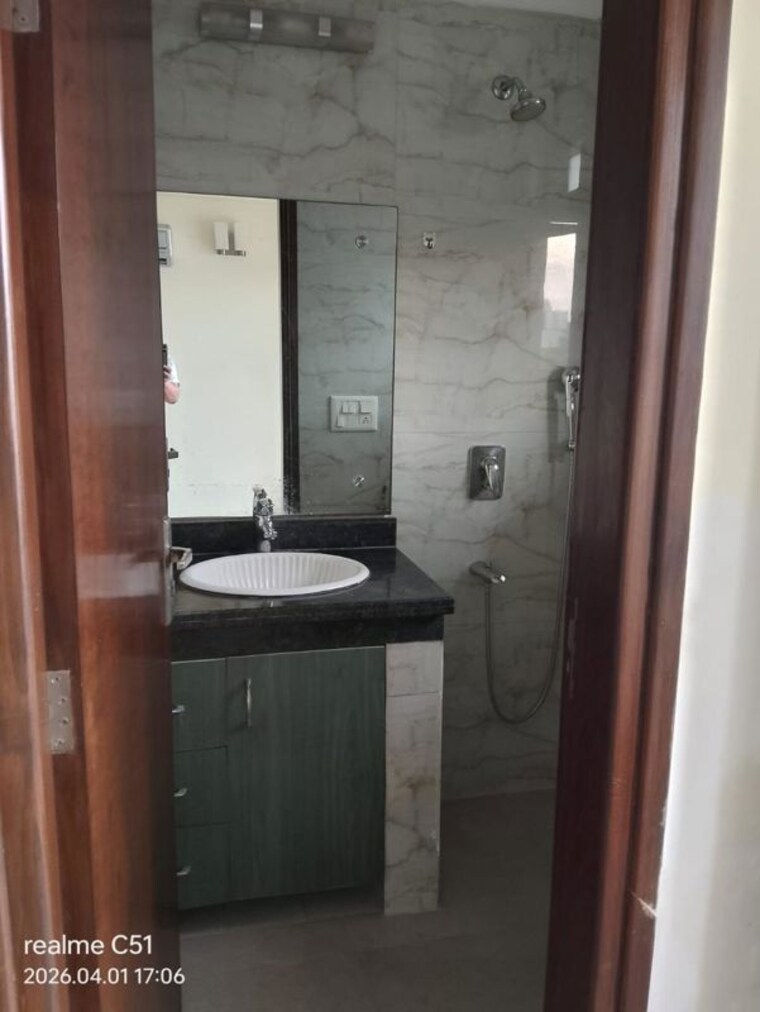 Kitchen, defence colony 3 Bedroom 2925 Sq.Ft. Builder Floor In Defence Colony Delhi 10455951