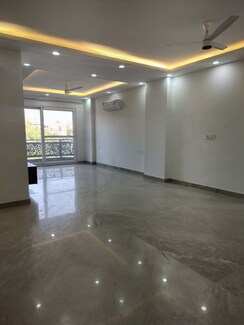 Builder Floor For Sale in DLF City Phase III