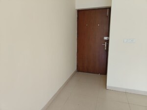Room in 2 BHK Apartment at Vatika City Homes, Sector 83 – for Rent