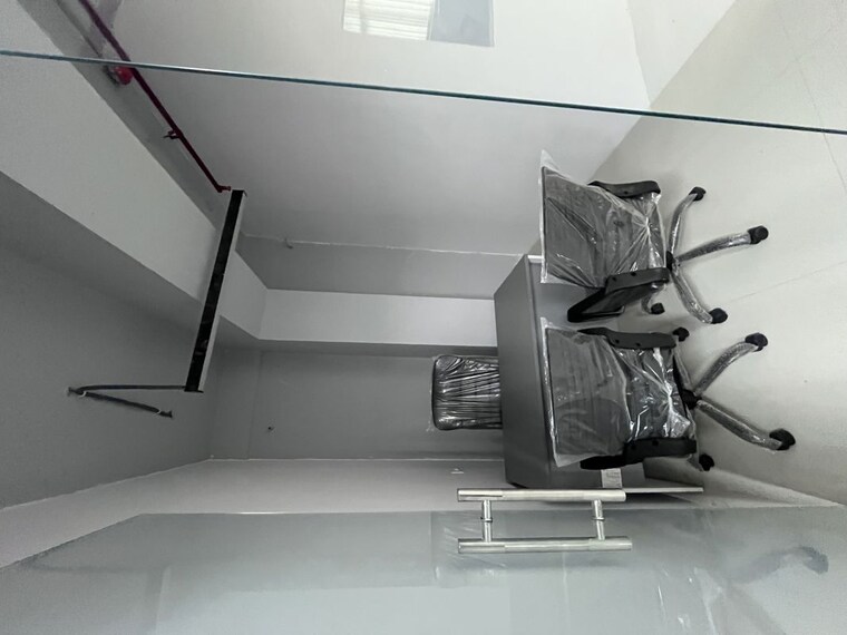 undefined, baisoya-complex Commercial Office Space 3200 Sq.Ft. In Sector 15 Noida 10455955