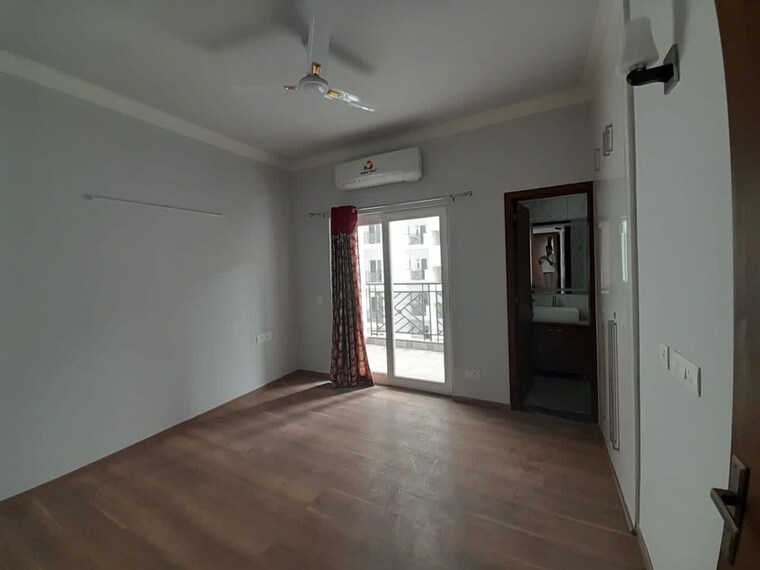 Room, central-park-flower-valley-aqua-front-towers 3 Bedroom 1789 Sq.Ft. Apartment In Sohna Sector 33 Gurgaon 10455993