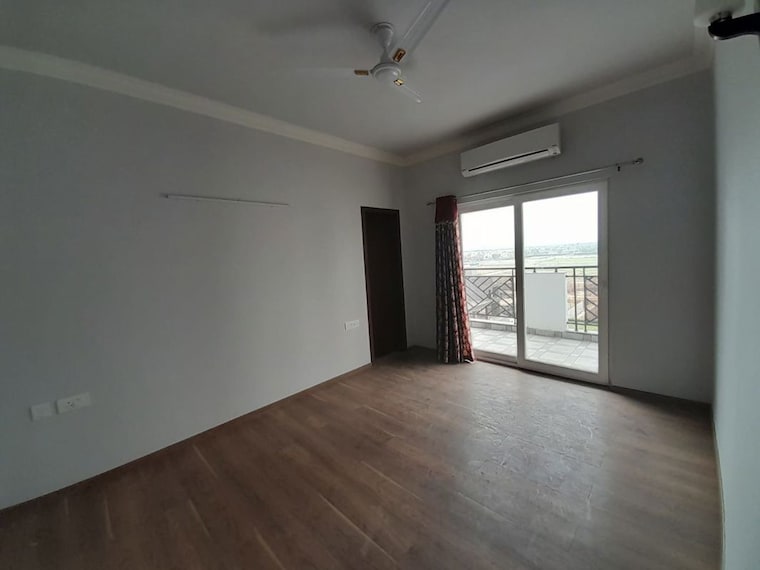 Room, central-park-flower-valley-aqua-front-towers 3 Bedroom 1789 Sq.Ft. Apartment In Sohna Sector 33 Gurgaon 10455993