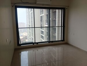 Room in 2 BHK Apartment at Dosti Eastern Bay, Wadala – for Rent