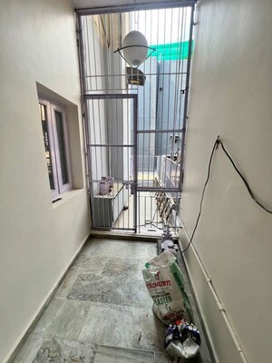  2 BHK Builder Floor at Naraina – for Rent