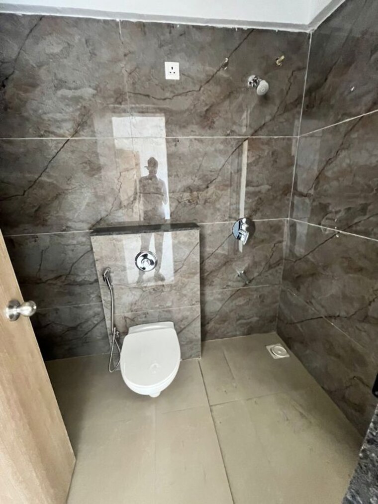 Bathroom, sankla-sommet 3 Bedroom 968 Sq.Ft. Apartment In Bhugaon Pune 10456005