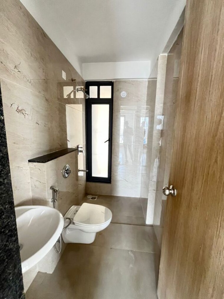 Bathroom, sankla-sommet 3 Bedroom 968 Sq.Ft. Apartment In Bhugaon Pune 10456005