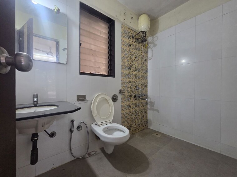 Bathroom, mahesh nagar 3 Bedroom 1100 Sq.Ft. Apartment In Mahesh Nagar Mumbai 10456013