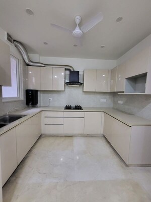 Kitchen in 3 BHK Builder Floor at Sector 41 – for Sale
