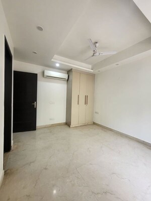 Room in 3 BHK Builder Floor at Sector 41 – for Sale