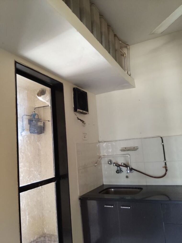 Kitchen, hubtown-gardenia-rosewood-redwood-chs-ltd 2 Bedroom 830 Sq.Ft. Apartment In Mira Road Thane 10456052