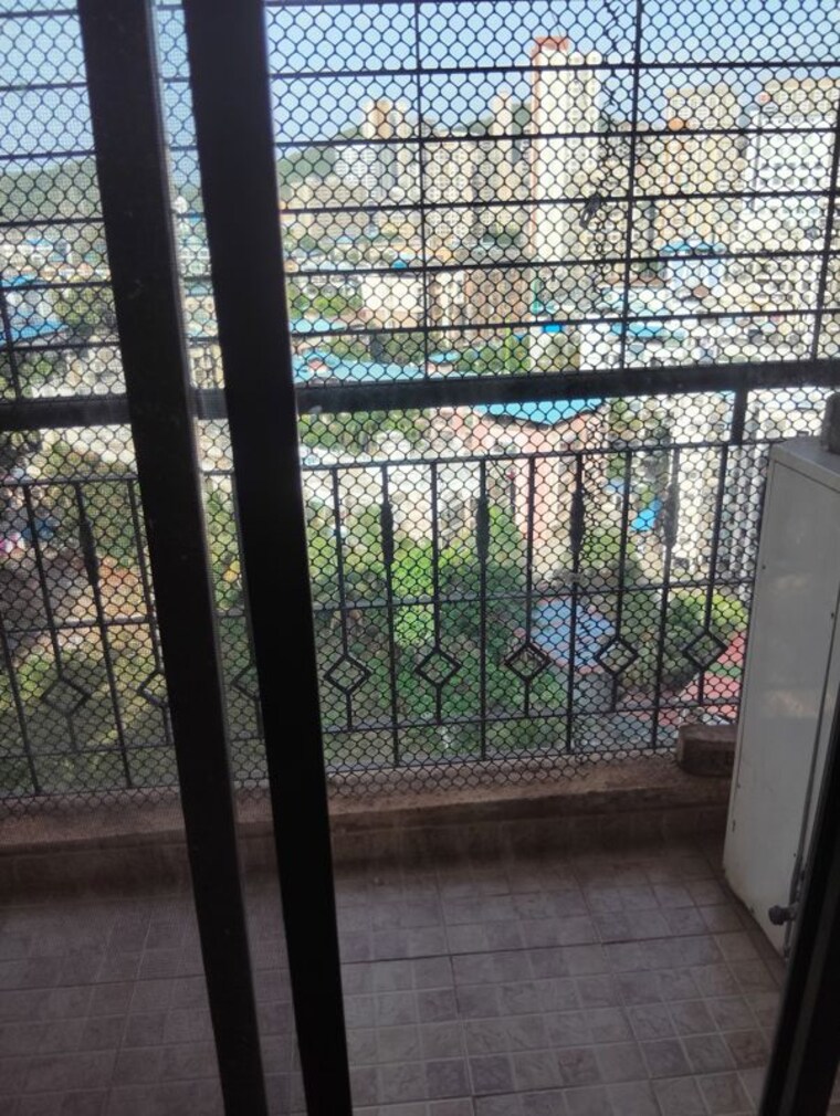 Balcony, hubtown-gardenia-rosewood-redwood-chs-ltd 2 Bedroom 830 Sq.Ft. Apartment In Mira Road Thane 10456052