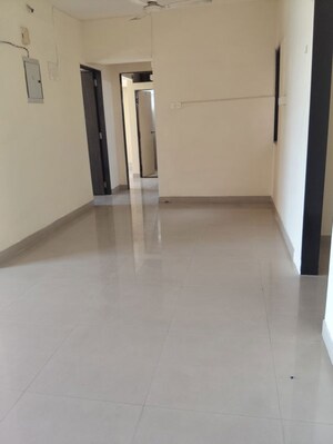 Room in 2 BHK Apartment at HUBTOWN GARDENIA ROSEWOOD & REDWOOD CHS LTD, Mira Road – for Sale
