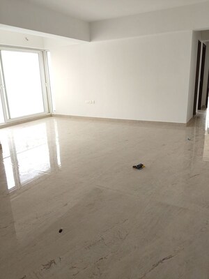 2 BHK Apartment For Sale in Transcon Triumph Tower 2, Andheri West