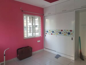 Room in 3 BHK Apartment at Aparna HillPark Lake Breeze, Chanda Nagar – for Rent