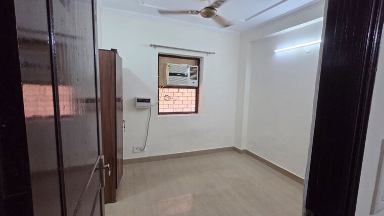 Room, neb sarai 1 Bedroom 450 Sq.Ft. Builder Floor In Neb Sarai Delhi 10456101