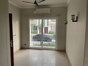 Room in 2.5 BHK Builder Floor at Central Park Flower Valley, Sohna Sector 33 – for Sale