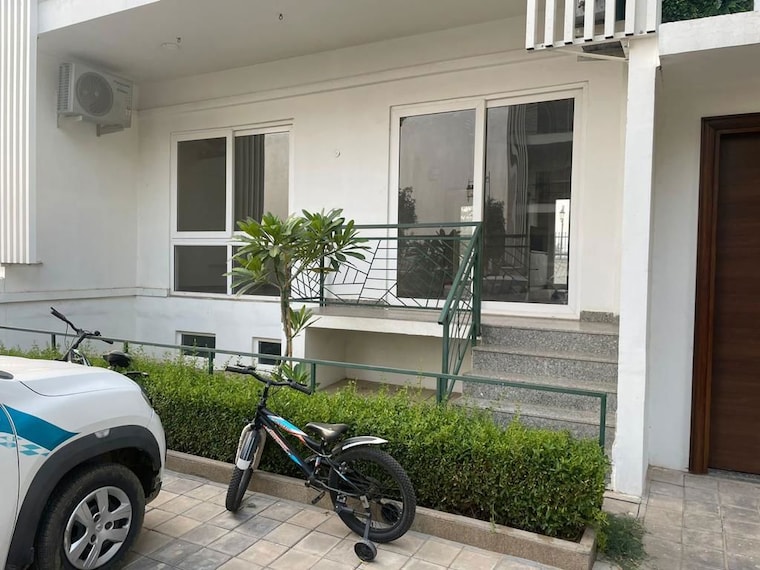  Parking, central-park-flower-valley 2.5 Bedroom 1093 Sq.Ft. Builder Floor In Sohna Sector 33 Gurgaon 10456092