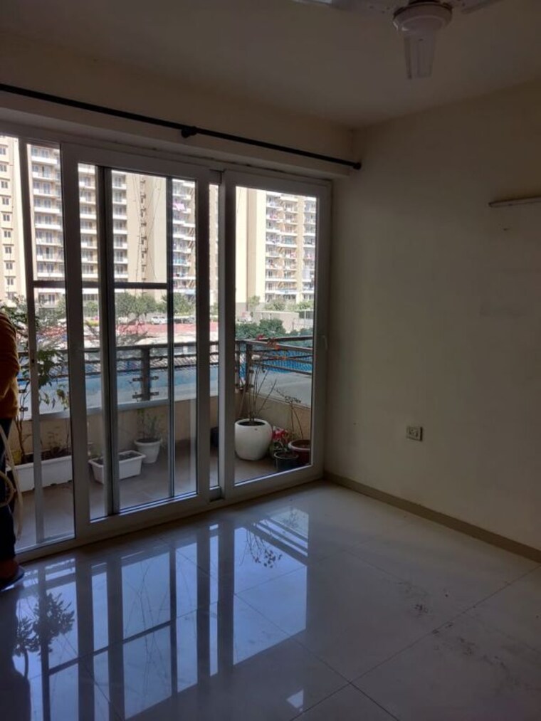 Room, tulip-violet 3 Bedroom 1560 Sq.Ft. Apartment In Sector 69 Gurgaon 10456127