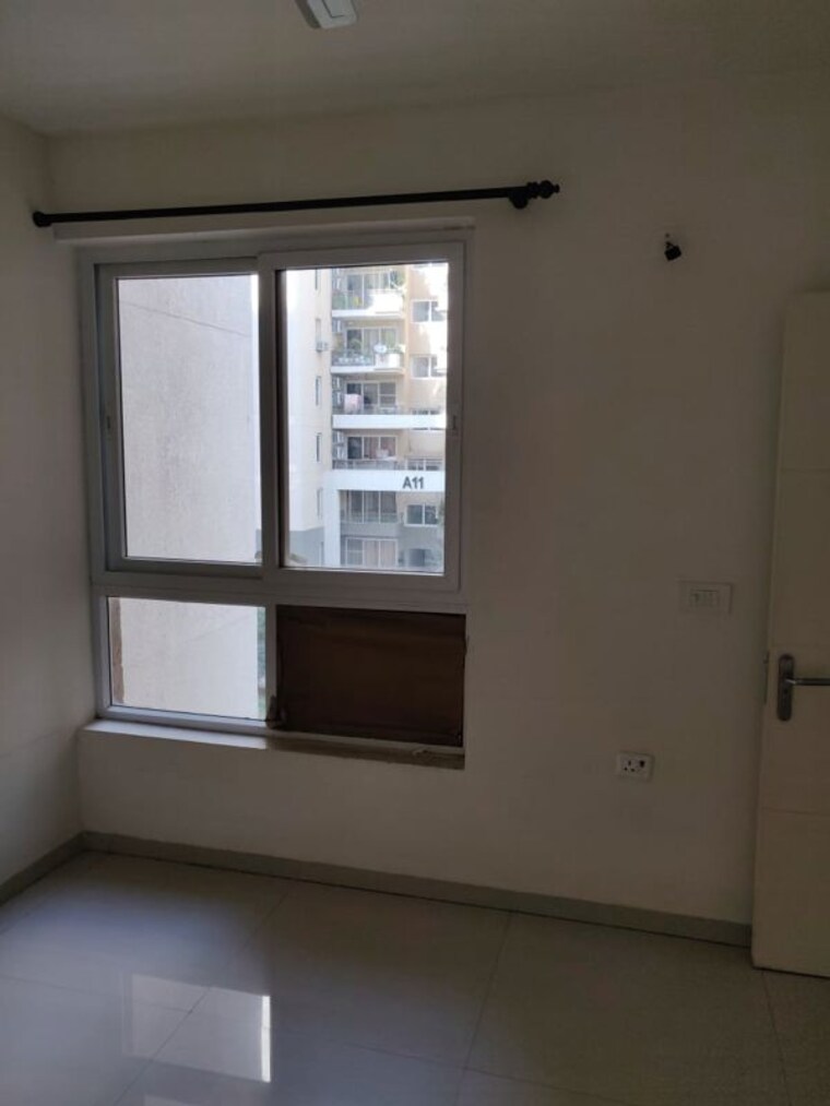 Room, tulip-violet 3 Bedroom 1560 Sq.Ft. Apartment In Sector 69 Gurgaon 10456127