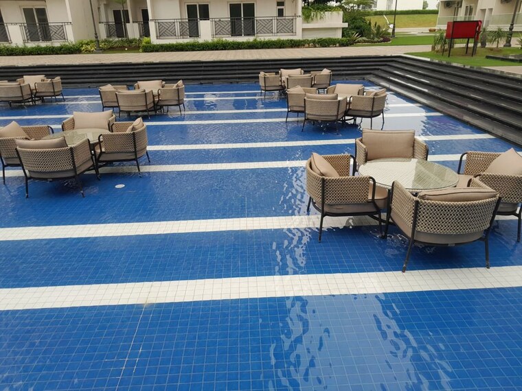 Team Area, central-park-flower-valley-aqua-front-towers 3 Bedroom 1789 Sq.Ft. Apartment In Sohna Sector 33 Gurgaon 10455969