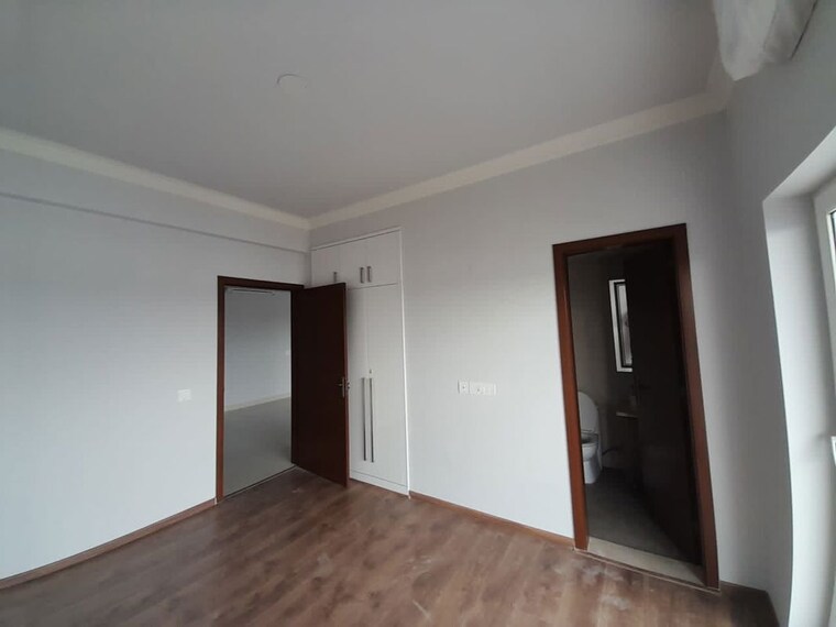 Room, central-park-flower-valley-aqua-front-towers 3 Bedroom 1789 Sq.Ft. Apartment In Sohna Sector 33 Gurgaon 10455969
