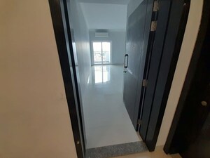 Building Lobby in 3 BHK Apartment at Central Park Flower Valley Aqua Front Towers, Sohna Sector 33 – for Sale