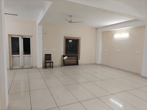  Office Space – Exterior View View at Sector 45 - for Rent