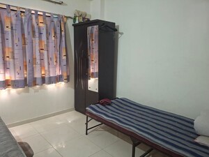 Bedroom in 2 BHK Apartment at Satellite – for Rent