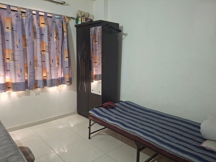 Bedroom, satellite 2 Bedroom 650 Sq.Ft. Apartment In Satellite Ahmedabad 10456150