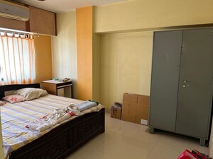 Bedroom in 2 BHK Apartment at Dahanukar Colony – for Rent
