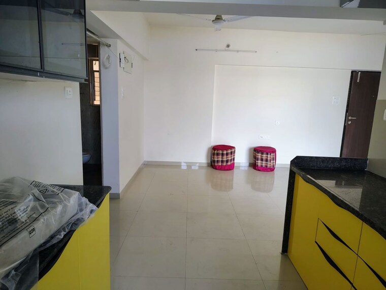 Team Area, welwoath-tinseltown 2 Bedroom 800 Sq.Ft. Apartment In Bavdhan Pune 10456153