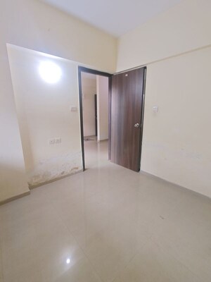 1 BHK Apartment For Rent in Lokhandwala Spring Grove, Kandivali East