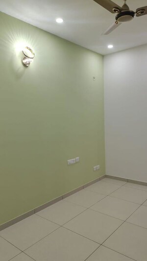 Room in 2 BHK Apartment at Sobha Dream Gardens, Thanisandra Main Road – for Rent