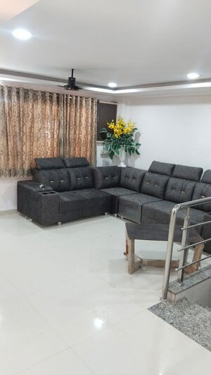 3 BHK Villa For Rent in Ambawadi