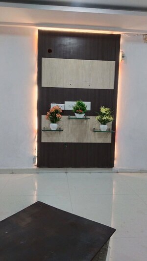 Furnished Amenities in 3 BHK Villa at Ambawadi – for Rent