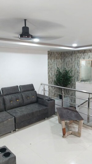 Living Room in 3 BHK Villa at Ambawadi – for Rent